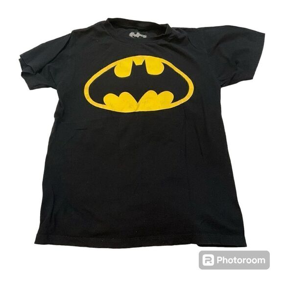 Batman kids shirt Preloved Medium - Picture 1 of 4